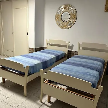La Carmela Cuma Apartment *