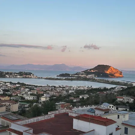 La Carmela Cuma Apartment